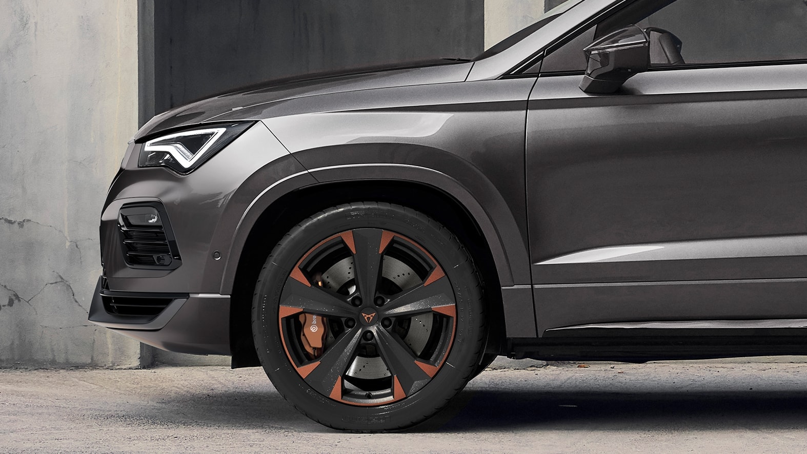 cupra-ateca-petrol-blue-leather-sport-bucket-seats
